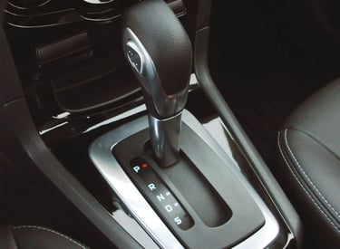 leva cambio automatico nell'officina Spione