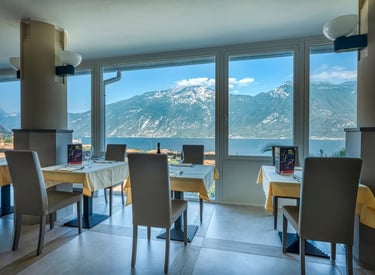 3⭐️ Hotel Cristina