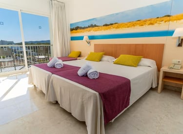 3⭐️ Moon Dreams Coral Beach