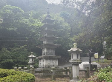 Various temple sculptures