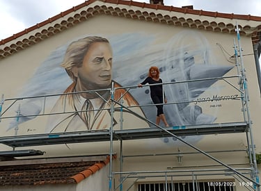 Fresque extérieure monumentale réalisée par France CRUSE sur la façade d'une maison particulière.