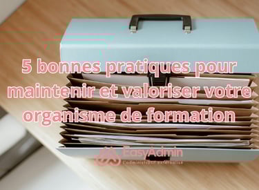 Photo d'une sacoche ouverte sur pleins de dossiers 