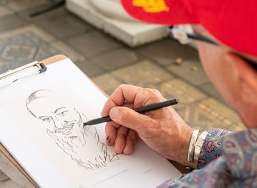 Leonardo da vinci jr. Dubai Event artist portrait caricaturist