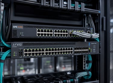 HPE Networking Aruba y HPE Networking Juniper Switches