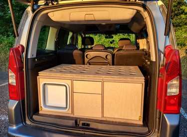 3rd prototype WOODSYBOX van conversion kit with storage drawers in the trunk of MPV..