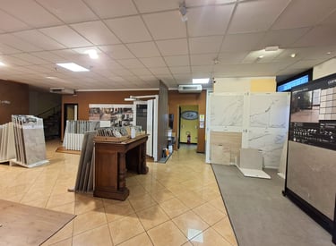 piastrelle in gres porcellanato e pavimenti in ceramica