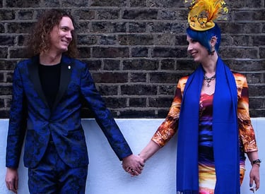 wedding couple outside Islington Town Hall