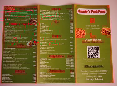 Design von Marketingmaterialien wie Flyer und Logos für Unternehmen