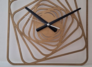 Originali dovana, Išskirtinis laikrodis. Panevėžyje