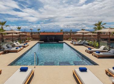 alt="piscine polyester maroc"