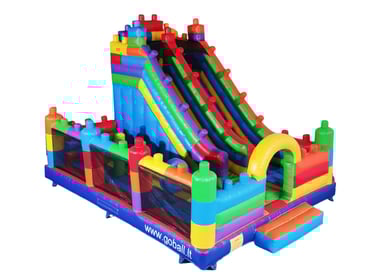 Batutas LEGO Nr. 1 su čiuožykla – pripučiamų batutų nuoma Kaune