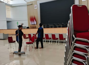 TENAGA KEBERSIHAN