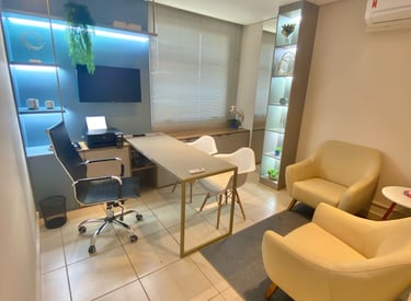 aluguel sala moderna escritório tv poltronas mesa