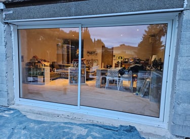 Photo de baie vitrée sur mesure + fenetre sur mesure + coulissant aluminium + verre + fenetre