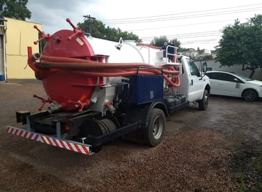 caminhão para desentupimento