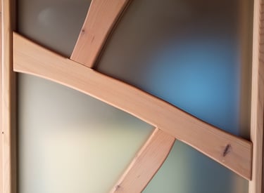 porte artisanale en bois et verre