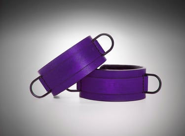 Leather wrist cuff bdsm bondage