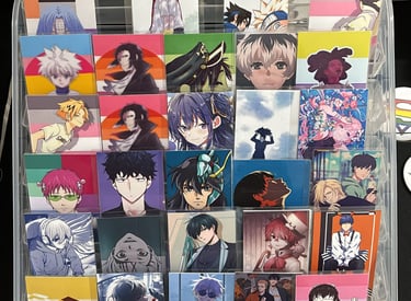 Display de tarjetas o photocars de personajes de anime
