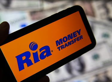statut de transaction ria disponible sur un smartphone.