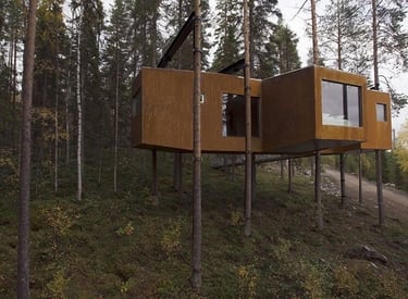 Treehotel Mirrorcube — Sweden