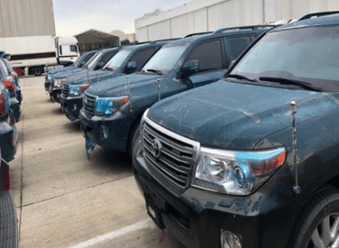 Armored 4x4 off-road vehicles, ideal for demanding environments and escorts.