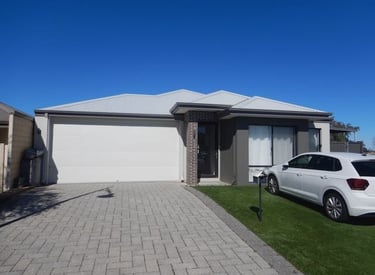 Brick & sheet metal roof property inspected for structural defects