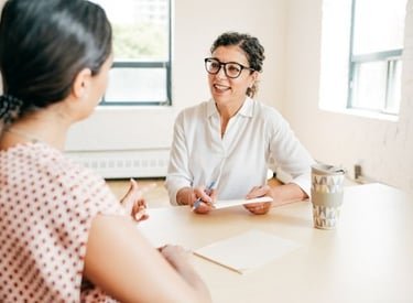 asesorando a una profesora