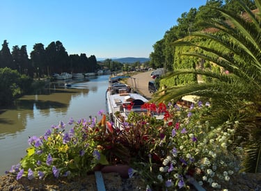 The Port Somail, a breath-taking location close to Domaine Des Lucques