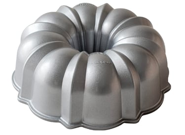 Elevate your baking with this sleek silver bundt pan. Perfect for making impressive cakes!