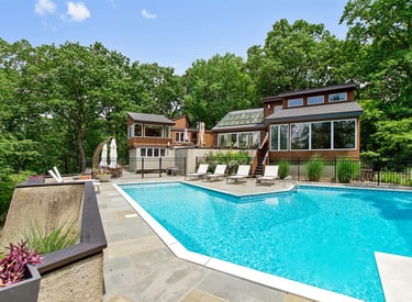 Outdoor exterior photography