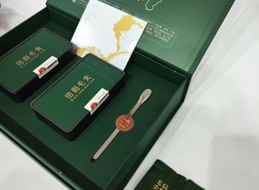 Xinyang Maojian green tea leaves