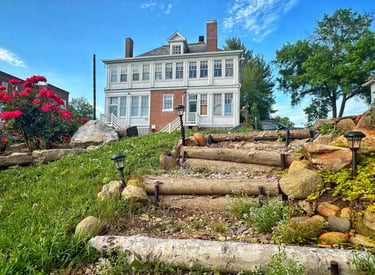 back steps at rear of house 2123 rivermont
