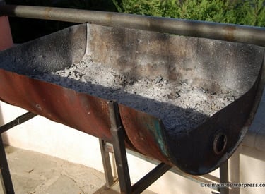 Barbacoa BBQ, calçotades, calçots, carn a la brasa,