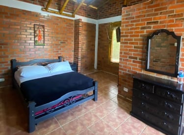 Habitación del Hotel Palmas de Santa Helena Quimbaya Quindío