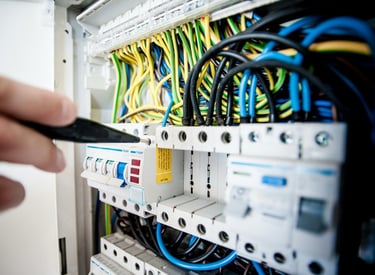 Professional Electrician Service