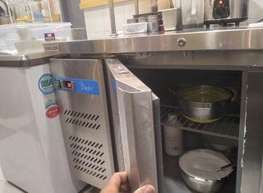 Instalasi Service water chiller di jogja dilakukan oleh tim ahli yang sangat berpengalaman