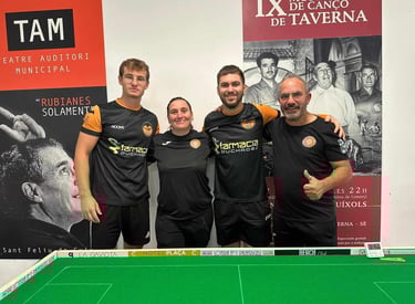 Encuentro de jugadores de fútbol -chapas en Valencia