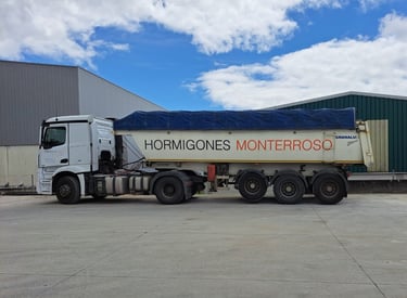 Trailer bañera de Hormigones Monterroso