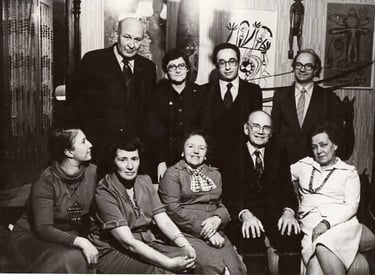 En el Taller del pintor. Boris Alekseev. Ultimo Izquierza A.V. Sidorenko . Nieto de Miklujo-Maclai, Rob Maklai.