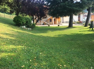 il nostro giardino fresco e accogliente vicino a marostica e Bassano del Grappa 