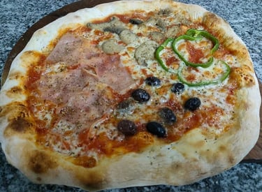 pizza-quatre-saisons-au-feu-de-bois-pizzeria-big-game-maio