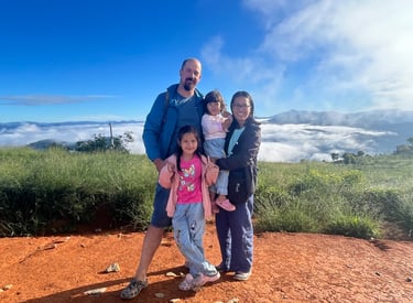Famille québécoise vietnamienne ayant comme mission de visiter le Vietnam en entier