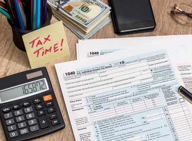 صورة توضح خدمات الاستشارات الضريبية والمحاسبية للشركات والأفراد في الكويت.