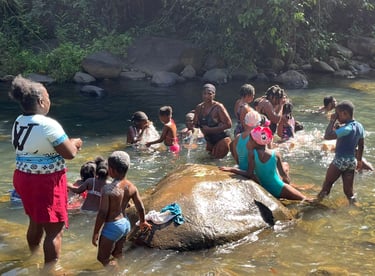 sortie en famille à la rivière