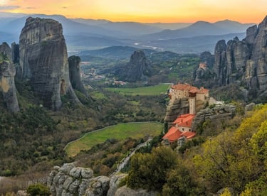 Vista das montanhas e monastérios em Meteroa.