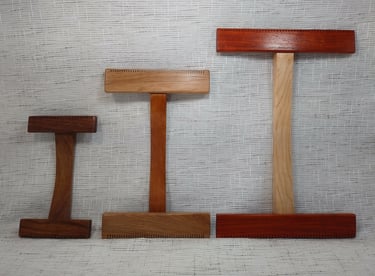 Photp of three typical hand looms; a small, medium, and large size.