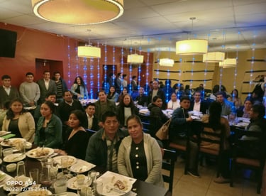 Cena estudiantes del seminario esdras