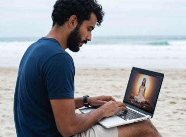 Personne assise sur la plage utilisant un ordinateur portable affichant une séance de méditation.