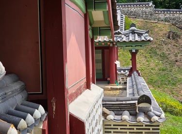 Sungryeoljeon Shrine view
