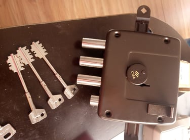 Instalação fechadura cisa